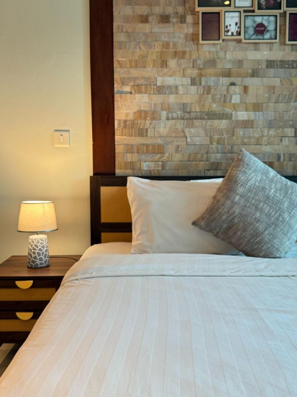 Fairview Luxury *