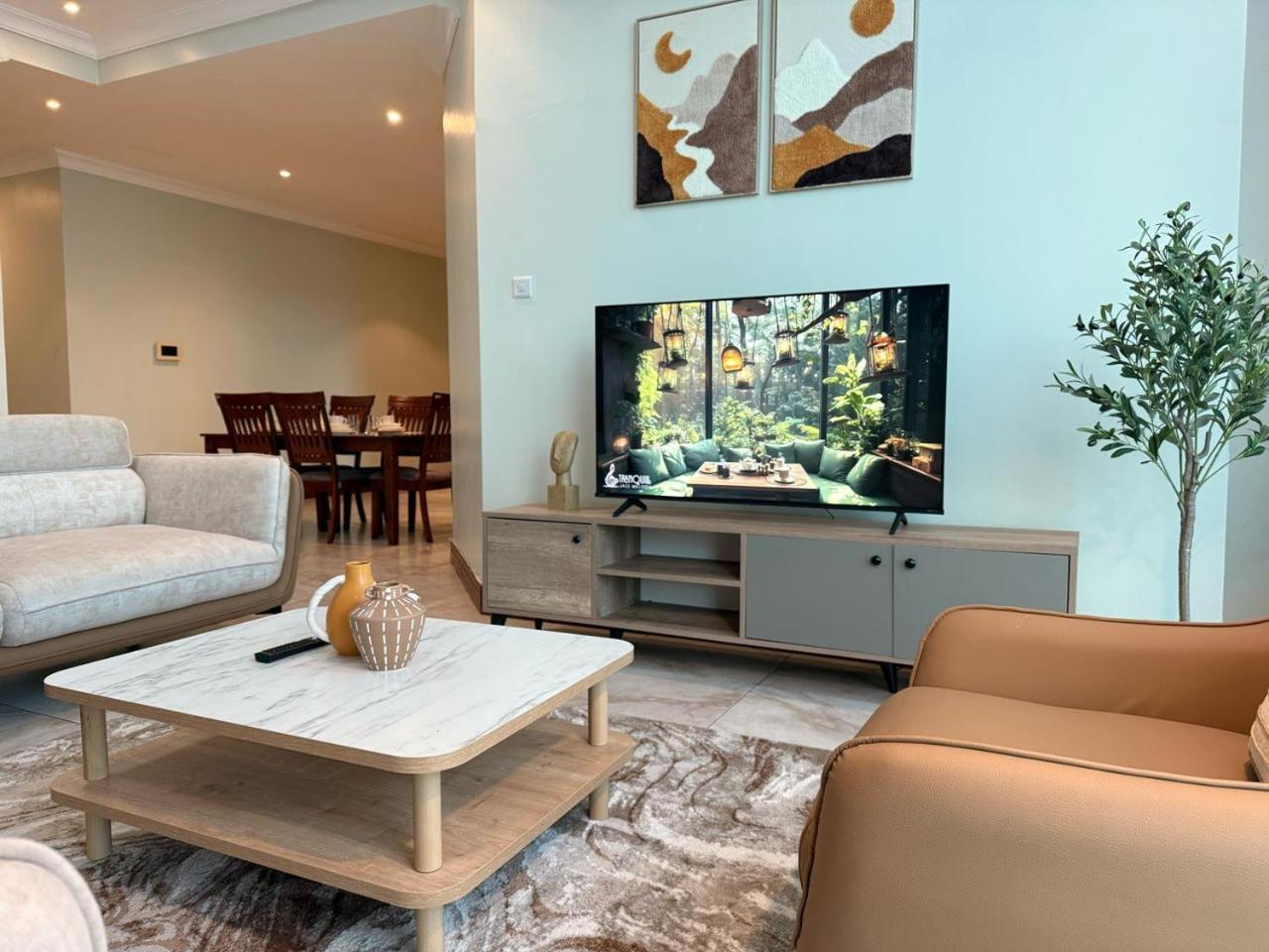 Fairview Luxury Апарт-готель *